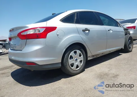 2013 Ford Focus S из США, поврежденный, VIN 1FADP3E2XDL379303